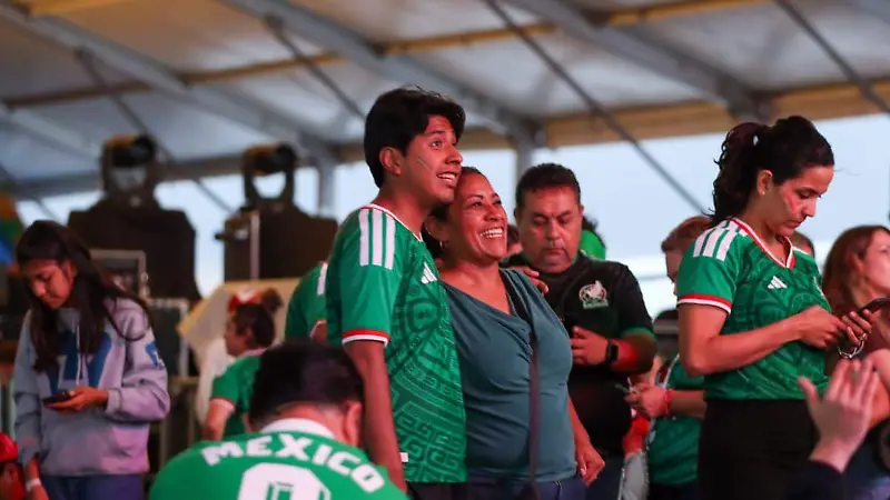 Gran ambiente en la Corregidora